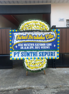 Papan Bunga Duka di Tuksari