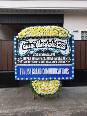 Papan Bunga Duka di Tuksari